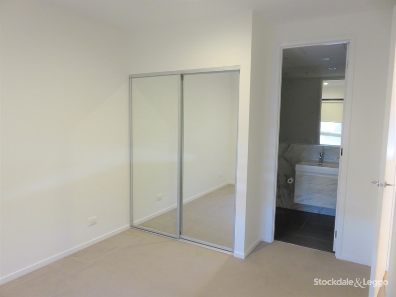 402/17-21 Queen Street, Blackburn VIC 3130