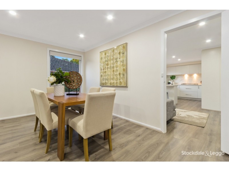 2/21 Laburnum Street, Blackburn VIC 3130