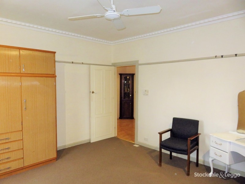 23 Dixon Grove, Blackburn VIC 3130