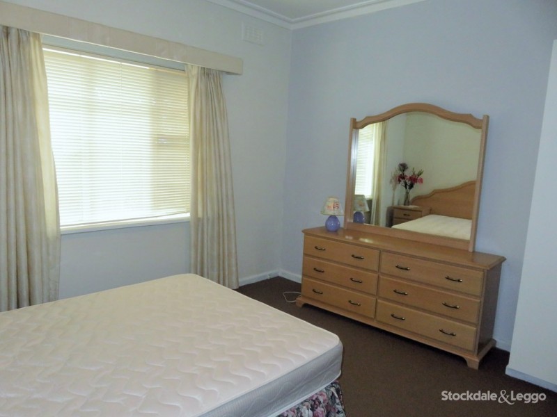23 Dixon Grove, Blackburn VIC 3130