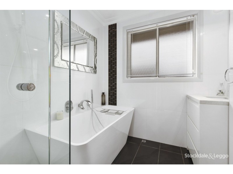 68 Beaufort Road, Croydon VIC 3136