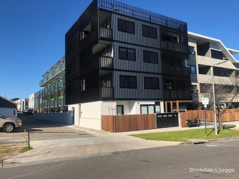 211/1 Queen Street, Blackburn VIC 3130