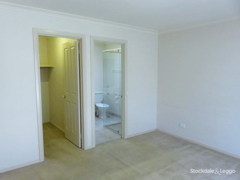 31 Bowen Crescent, Burwood East VIC 3151