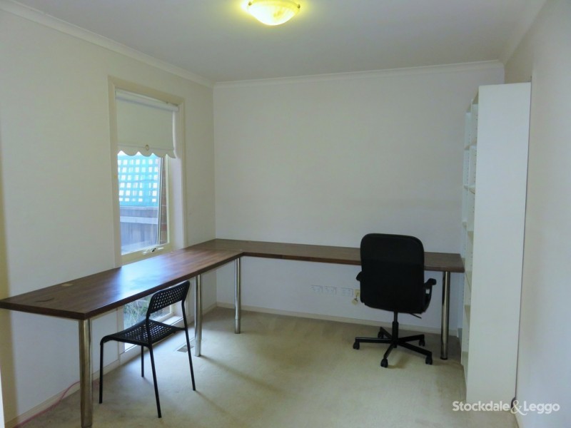 31 Bowen Crescent, Burwood East VIC 3151