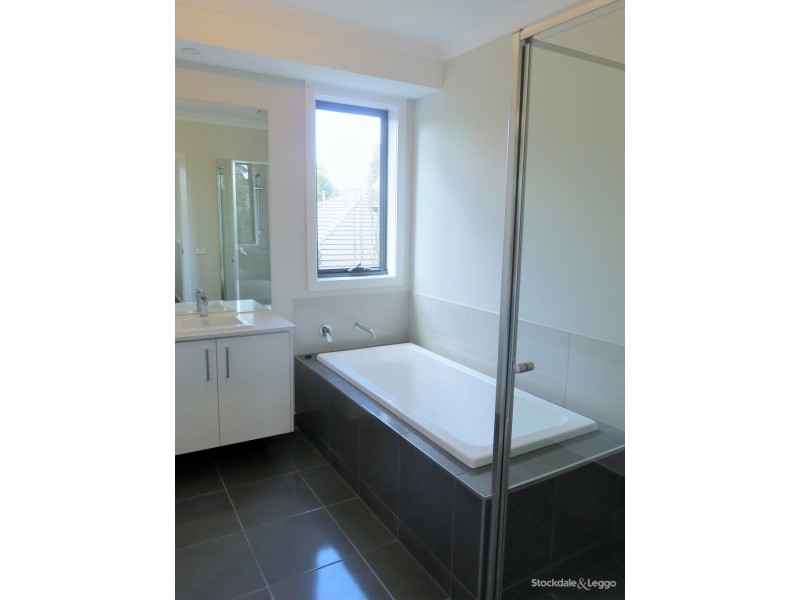 2/1 Wren Close, Nunawading VIC 3131