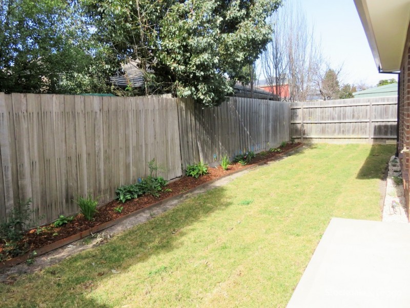 2/1 Wren Close, Nunawading VIC 3131