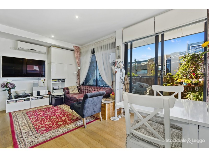 209/18 Queen Street, Blackburn VIC 3130