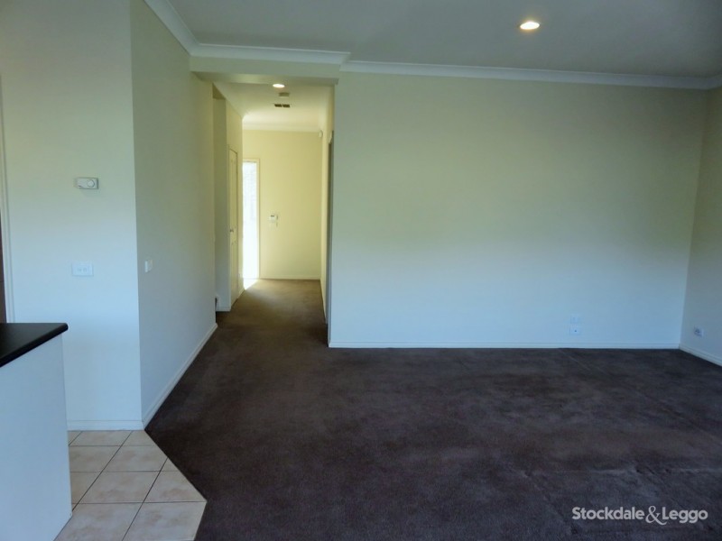 20/12 Grant Close, Berwick VIC 3806