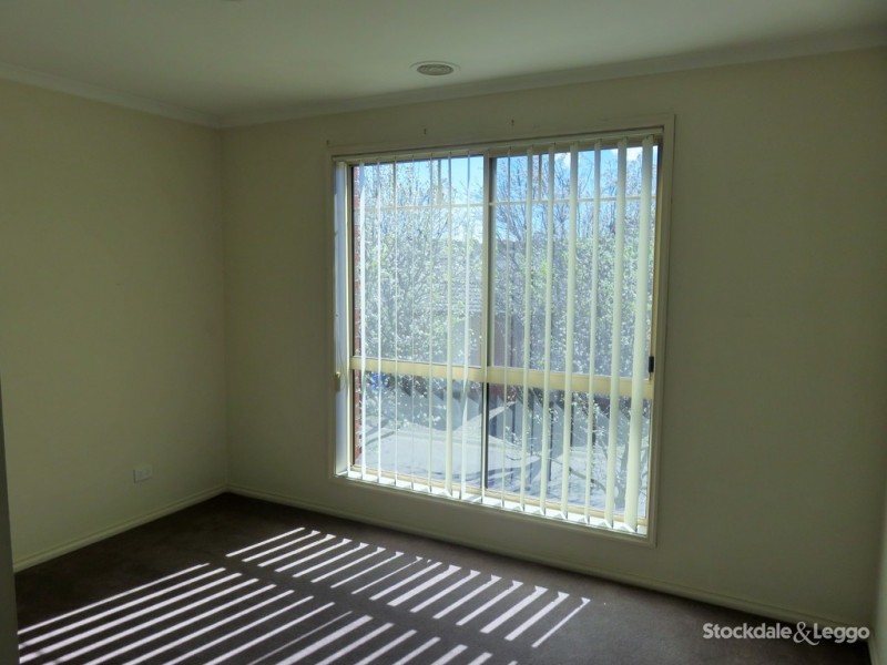 20/12 Grant Close, Berwick VIC 3806