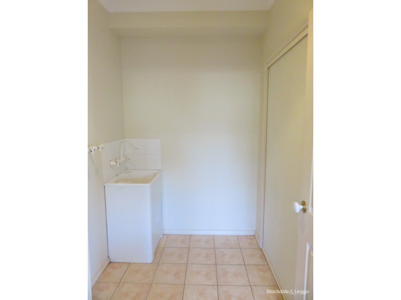 20/12 Grant Close, Berwick VIC 3806