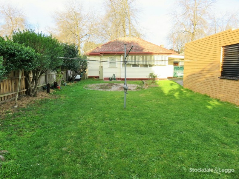 40 Elder Street, Blackburn VIC 3130