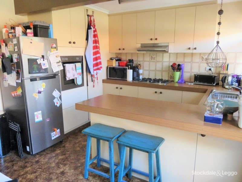 1/5 Station Street, Blackburn VIC 3130