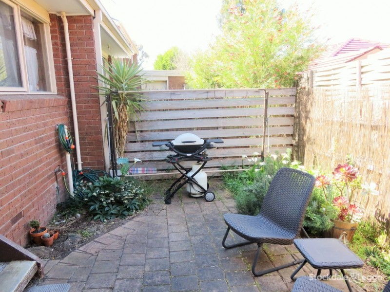 1/5 Station Street, Blackburn VIC 3130