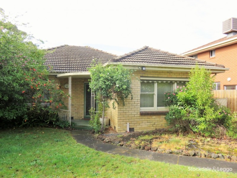40 Whitehorse Road, Blackburn VIC 3130