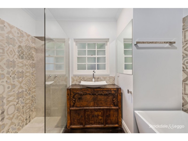 1-3 Naughton Grove, Blackburn VIC 3130