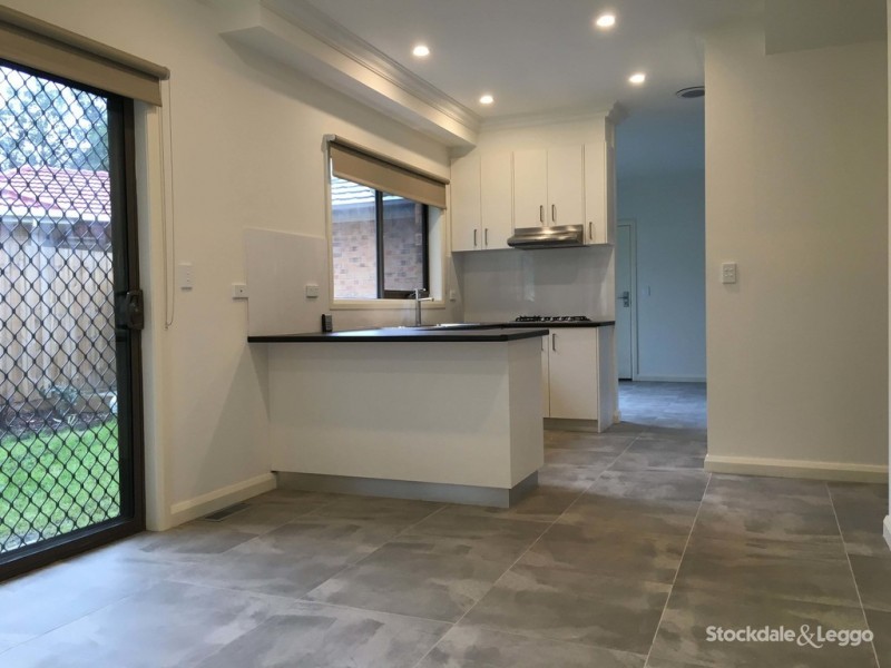 2/180 Wantirna Road, Ringwood VIC 3134