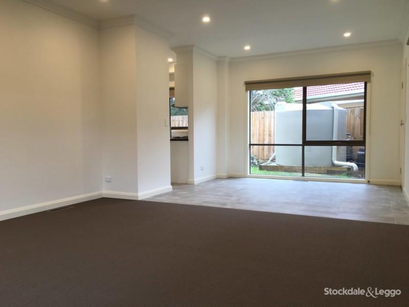 2/180 Wantirna Road, Ringwood VIC 3134