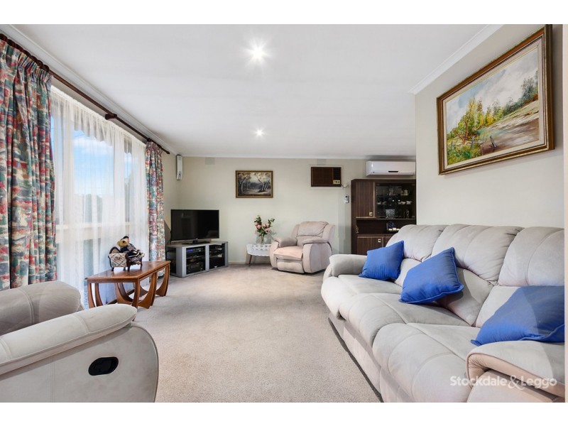 8 Progress Road, Eltham North VIC 3095