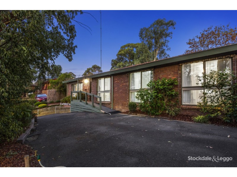 8 Progress Road, Eltham North VIC 3095