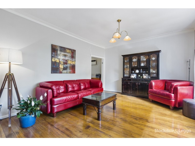 48 Taronga Crescent, Croydon VIC 3136
