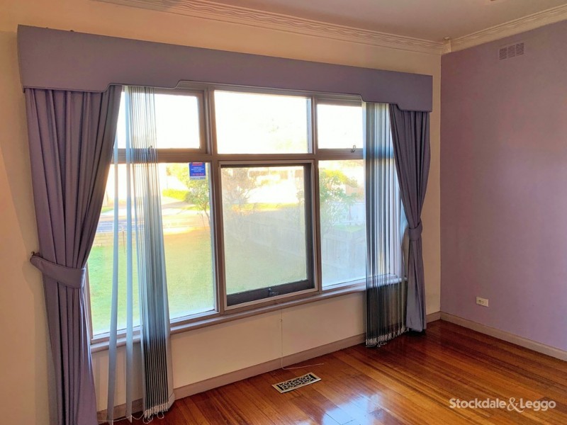 23 Lyndhurst Crescent, Box Hill North VIC 3129