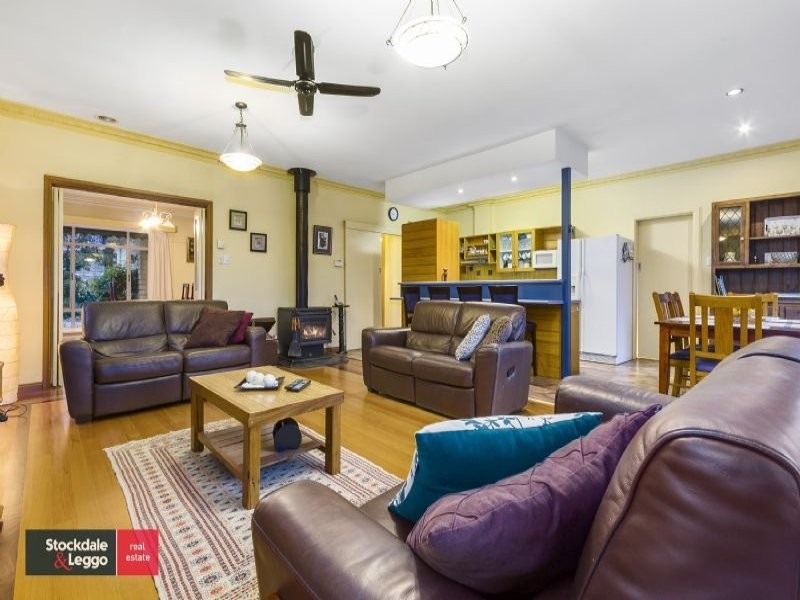 19 Pope Road, Blackburn VIC 3130