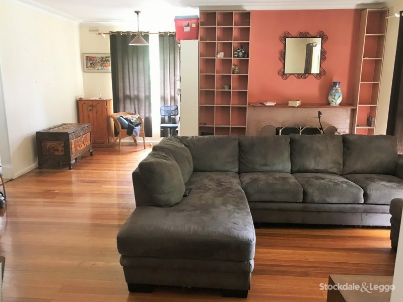 1 Nives Court, Burwood East VIC 3151