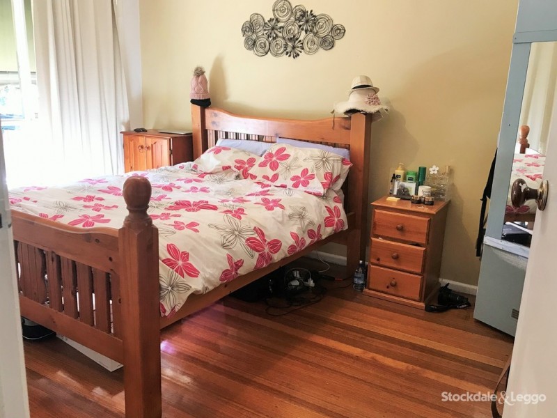 1 Nives Court, Burwood East VIC 3151