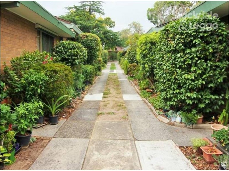 8/11 John Street, Blackburn VIC 3130
