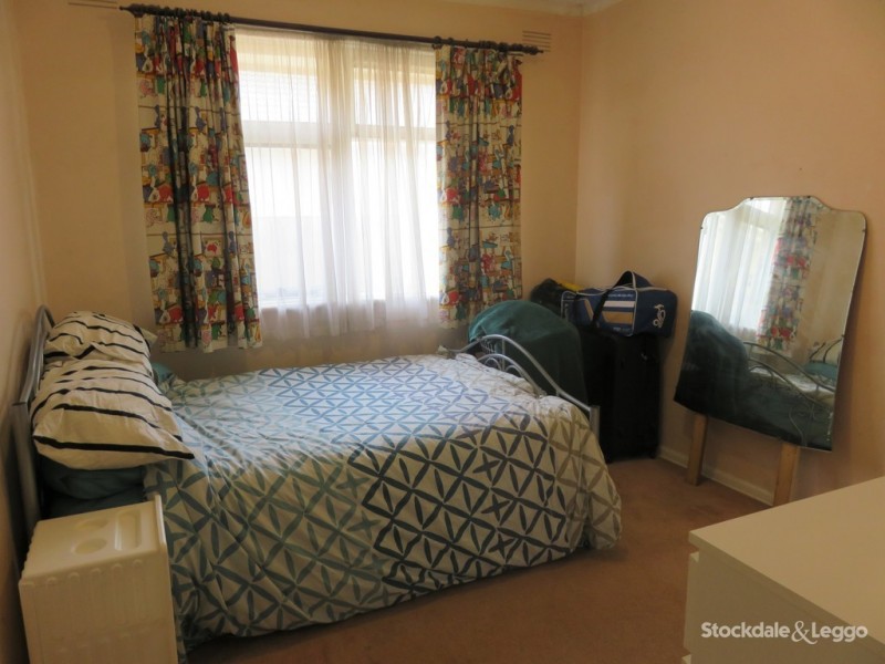 44 Joan Crescent, Burwood East VIC 3151