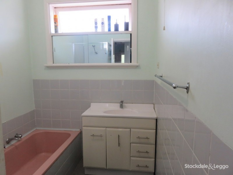 44 Joan Crescent, Burwood East VIC 3151