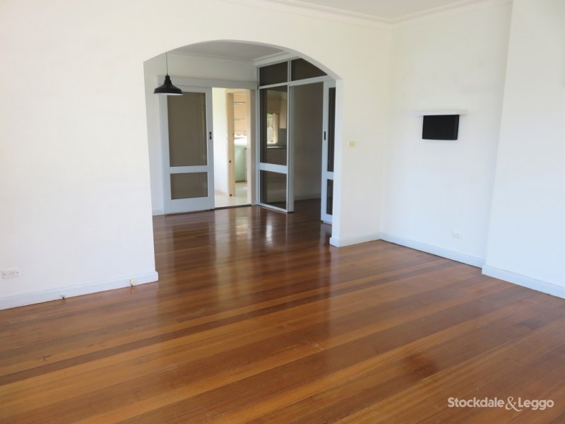 36 Victor Crescent, Forest Hill VIC 3131