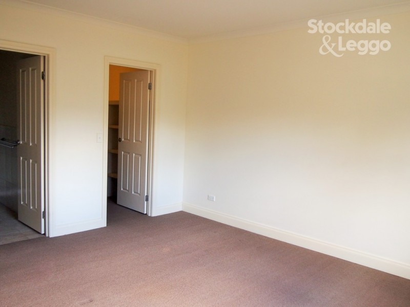 12 Graeme Street, Vermont VIC 3133