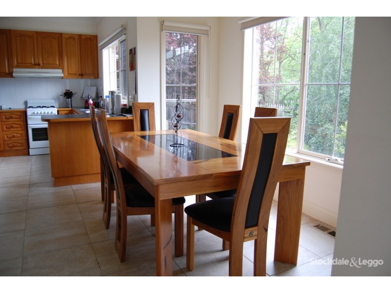 19 Centre Road, Vermont VIC 3133