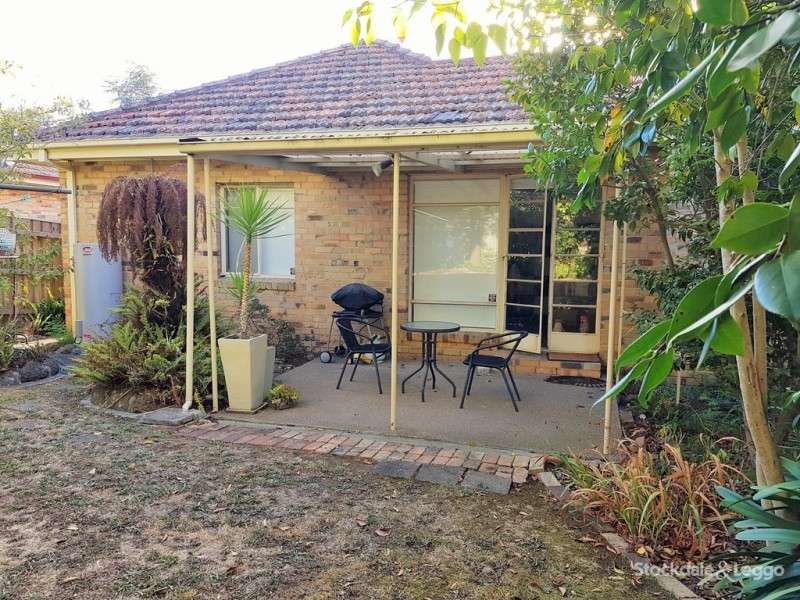 33 Malcolm Street, Blackburn VIC 3130