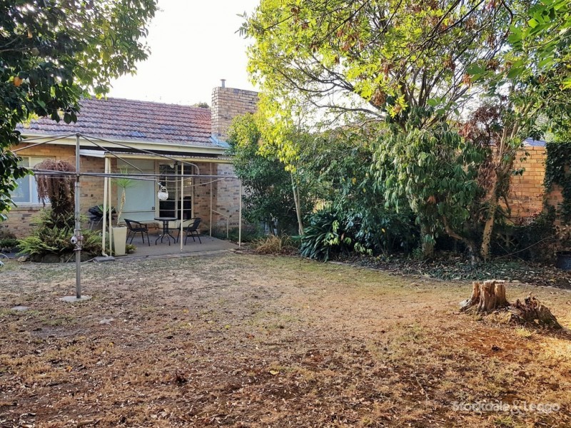 33 Malcolm Street, Blackburn VIC 3130