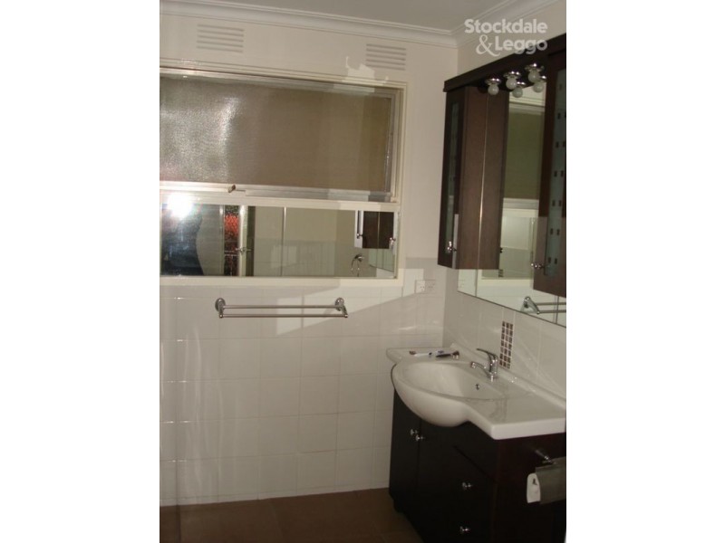 3 / 100 Main Street, Blackburn VIC 3130