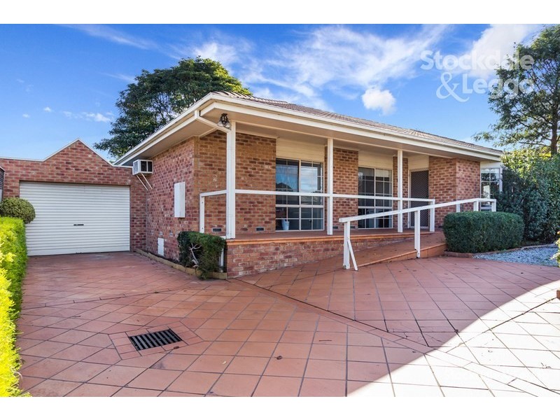 128 Surrey Road, Blackburn North VIC 3130