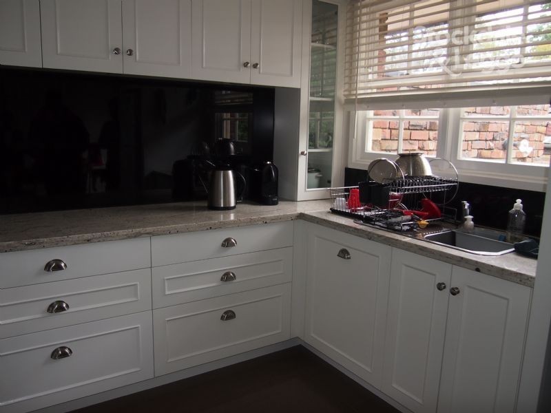 2 / 17 Lithgow Avenue, Blackburn VIC 3130