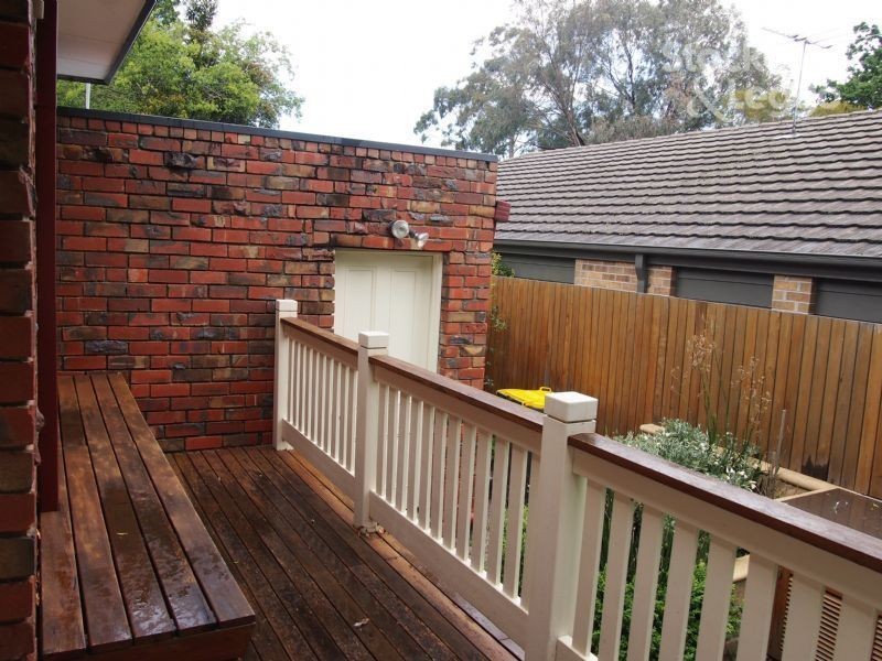 2 / 17 Lithgow Avenue, Blackburn VIC 3130