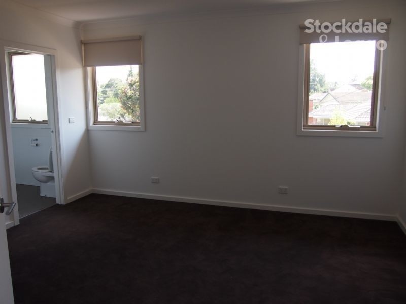 1 / 8 Edinburgh Road, Blackburn South VIC 3130