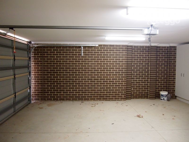 1 / 8 Edinburgh Road, Blackburn South VIC 3130