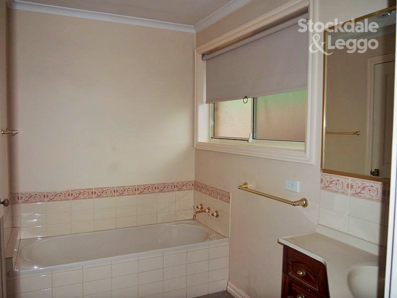 1 / 24 O’Hara Street, Blackburn VIC 3130