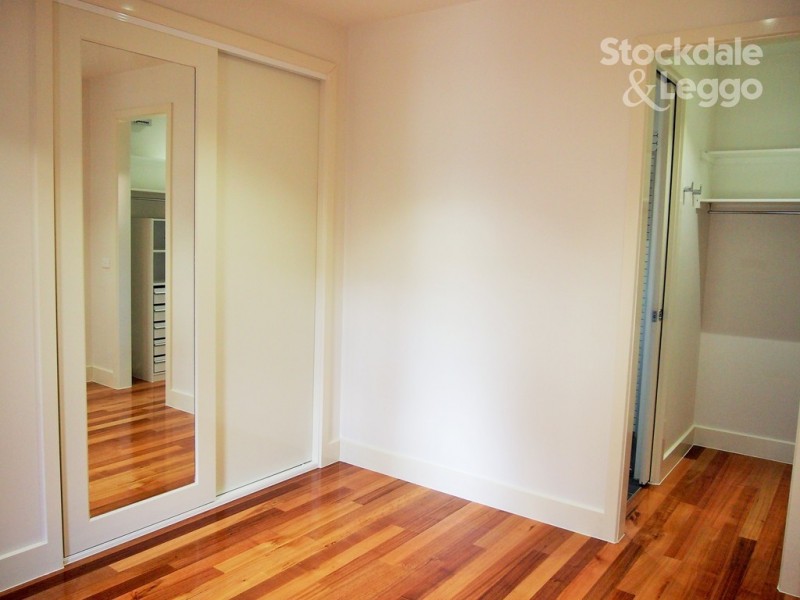 2/6 Ireland Avenue, Doncaster East VIC 3109