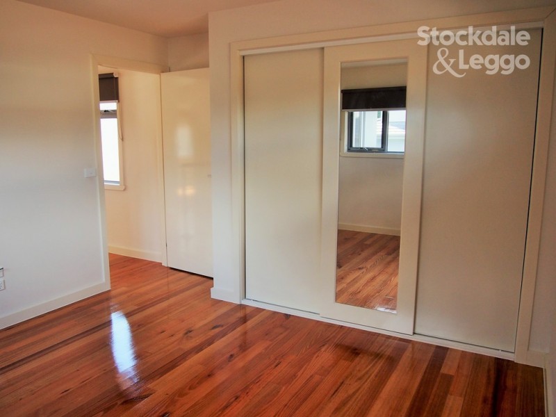 2/6 Ireland Avenue, Doncaster East VIC 3109