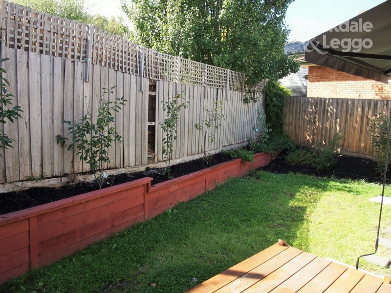 2/6 Ireland Avenue, Doncaster East VIC 3109