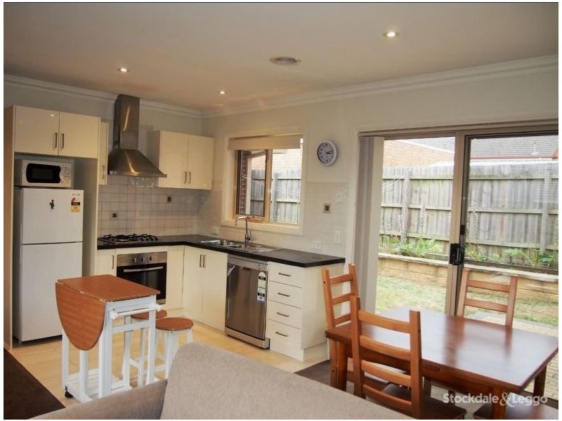 2/282 Springvale Road, Forest Hill VIC 3131