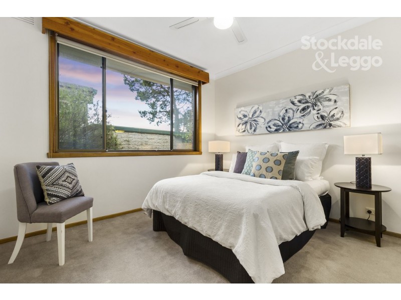 8 Crockerton Court, Blackburn South VIC 3130