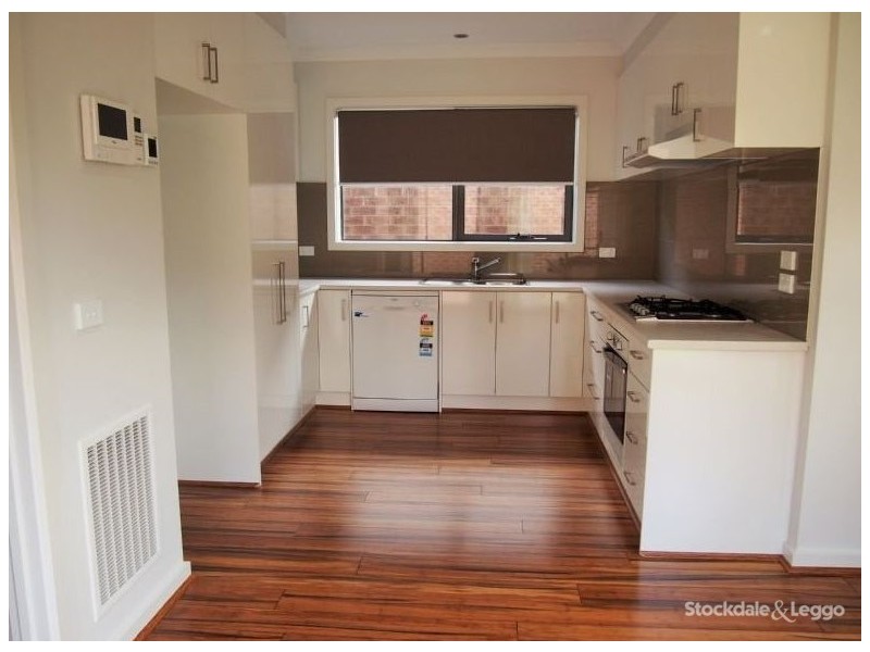 2/492 Middleborough Road, Blackburn VIC 3130
