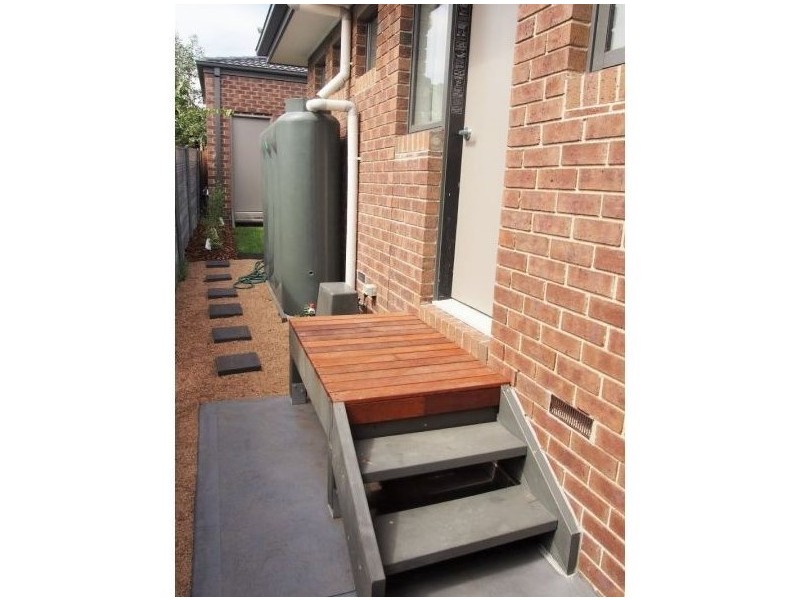 2/492 Middleborough Road, Blackburn VIC 3130